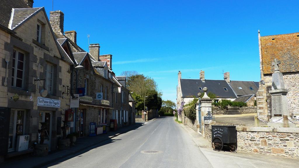 Vila La Boulangerie Genêts Exteriér fotografie